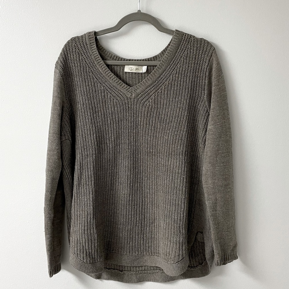 RD Style Stitch Fix Taupe Sweater